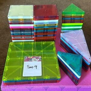 Magnatiles brand- Colorful Magnetic Building Tiles Set - Multicolor